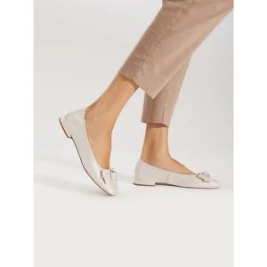 Foto del prodotto Ballerine Caprice 9-22105-42 Écru Crema