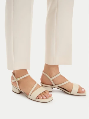 Foto del prodotto Clarks Sandali Serina35 Strap 26186118 Écru Crema