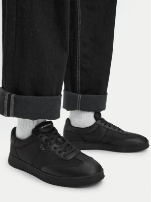 Foto del prodotto Emporio Armani Sneakers EM003062 AF18210 UC001 Nero