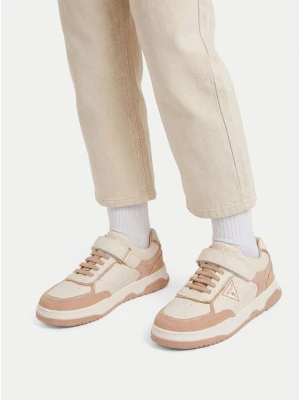 Foto del prodotto Guess Sneakers CEO-CI12-CAROL-05 Écru Crema