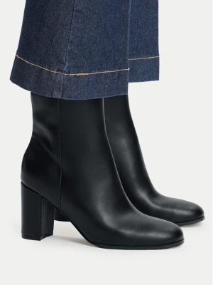 Foto del prodotto Guess Stivaletti FLFBER LEA10 Nero