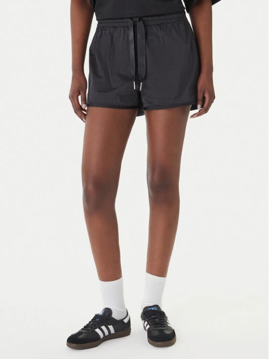 Foto del prodotto adidas Pantaloncini sportivi Pearl Jacquard KC7866 Nero Loose Fit