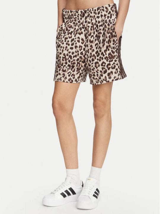 Foto del prodotto adidas Pantaloncini sportivi Seasonal Essentials Animal Print KH1551 Beige Regular Fit
