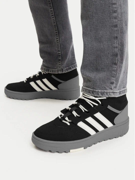 Foto del prodotto adidas Sneakers Hoops 4.0 Mid Shoes KI6374 Nero