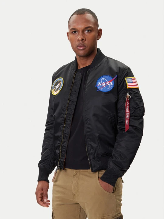 Foto del prodotto Alpha Industries Bomber Nasa 166107 Nero Regular Fit