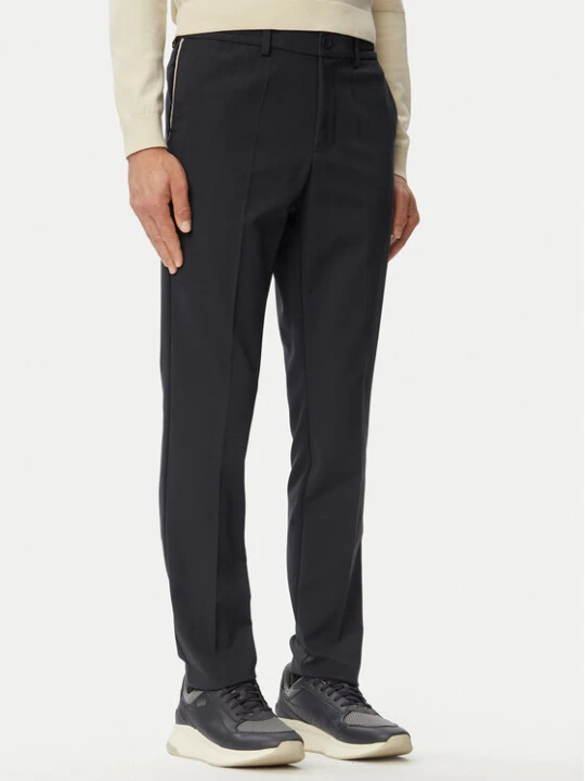 Foto del prodotto BOSS Pantaloni chino Goc Swing 50564285 Blu scuro Regular Fit