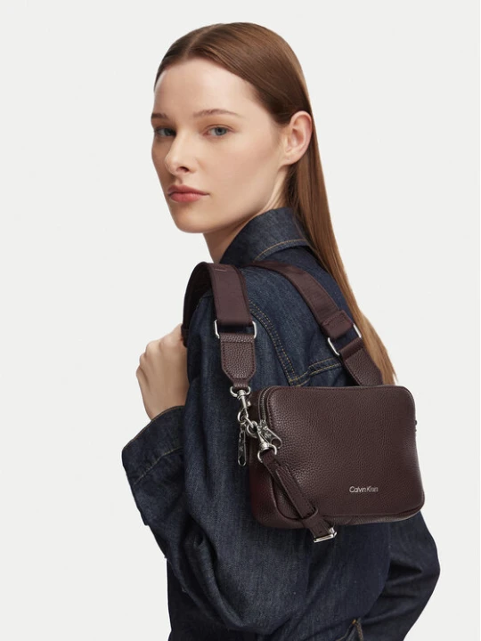 Foto del prodotto Calvin Klein Borsetta Webbing 2X Strap Camera Bag LV04F3656G Marrone