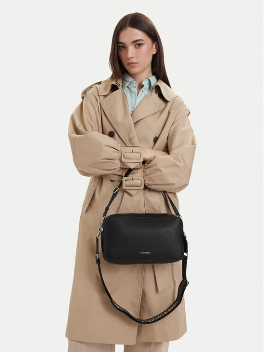 Foto del prodotto Calvin Klein Borsetta Webbing 2X Strap Lg Camera Bag LV04F3642G Nero