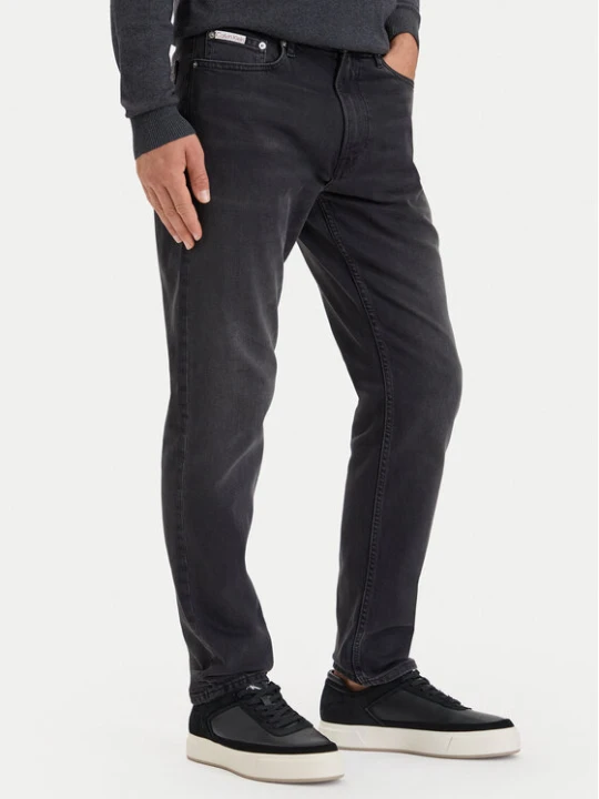 Foto del prodotto Calvin Klein Jeans Jeans LV04RF947G Nero Tapered Fit