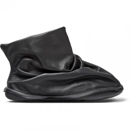 Foto del prodotto CAMPER Camper x ISSEY MIYAKE - Peu Form - Stivaletti per Donna - Nero, Pelle liscia