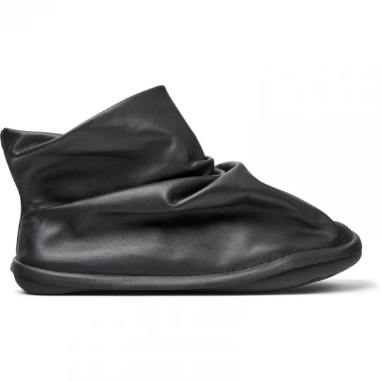 Foto del prodotto CAMPER Camper x ISSEY MIYAKE - Peu Form - Stivaletti per Uomo - Nero, Pelle liscia