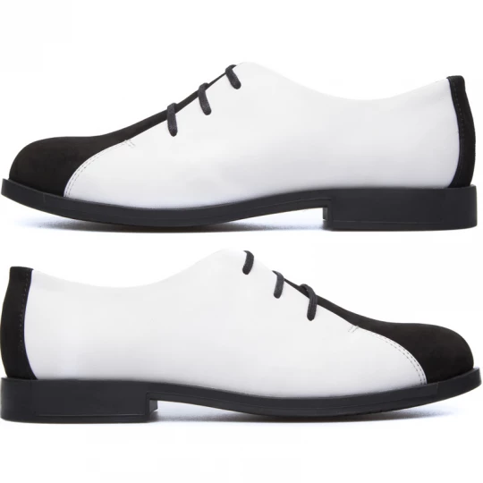 Foto del prodotto CAMPER Twins - Scarpe formali per Donna - Bianco, Nero, Pelle liscia