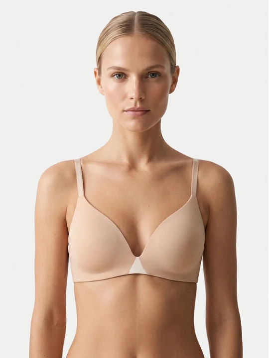 Foto del prodotto Chantelle Reggiseno senza cuciture Absolute Invisible Ohne Bugel C15G80 Beige