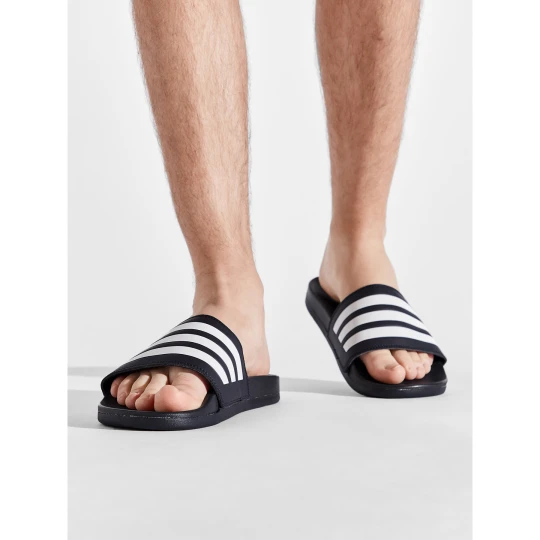 Foto del prodotto Ciabatte adidas adilette Comfort GZ5892 Blu scuro