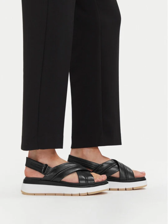 Foto del prodotto Clarks Sandali Tuscan Cross 26182233 Nero
