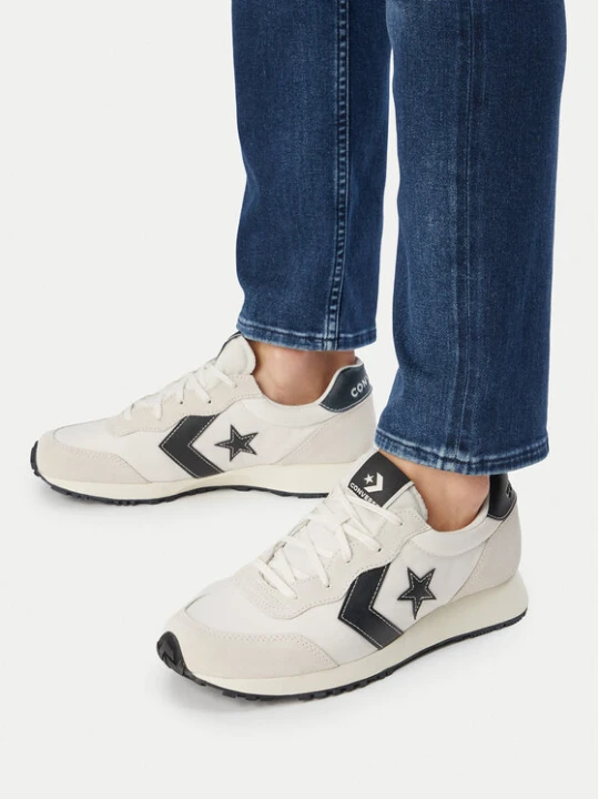 Foto del prodotto Converse Sneakers Omega Trainer A13323C Crema