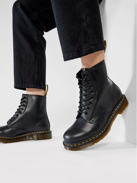 Foto del prodotto Dr. Martens Anfibi 1460 Smooth 11822006 Nero