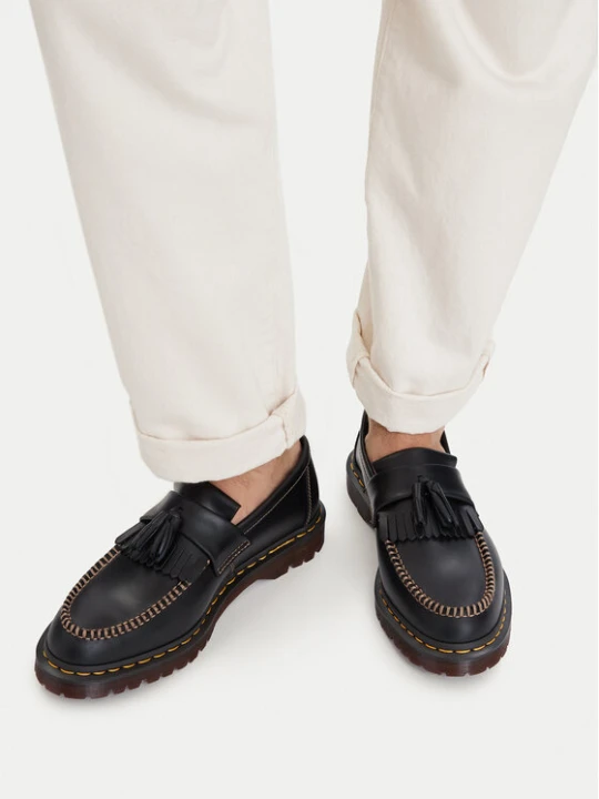 Foto del prodotto Dr. Martens Scarpe basse DM42849001 Nero