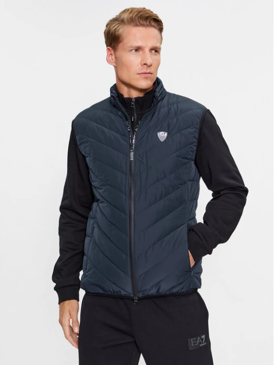 Foto del prodotto EA7 Emporio Armani Gilet 8NPQ02 PNE1Z 1578 Blu scuro Regular Fit