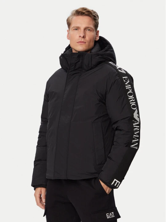 Foto del prodotto EA7 Emporio Armani Giubbotto invernale 7M002390 AF15951 SC001 Nero Regular Fit