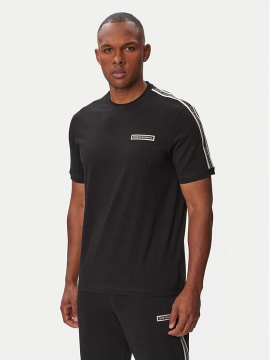 Foto del prodotto EA7 Emporio Armani T-shirt 7M002189 AF10373 UC001 Nero Regular Fit