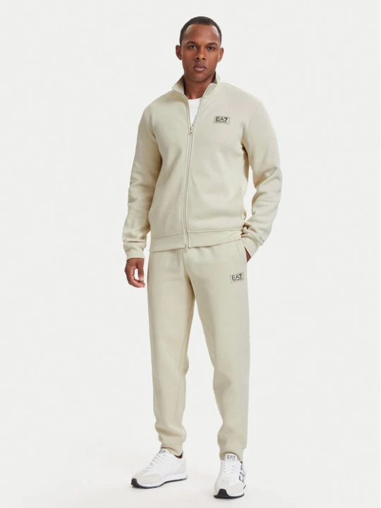 Foto del prodotto EA7 Emporio Armani Tuta 7M002236 AF21822 U1079 Beige chiaro Regular Fit