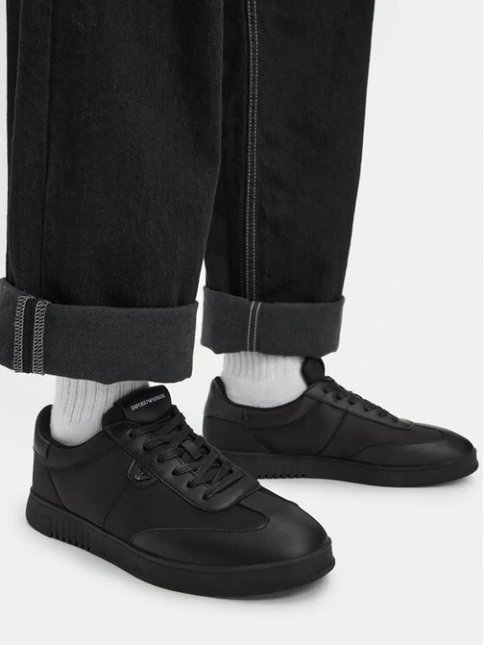 Foto del prodotto Emporio Armani Sneakers EM003062 AF18210 UC001 Nero