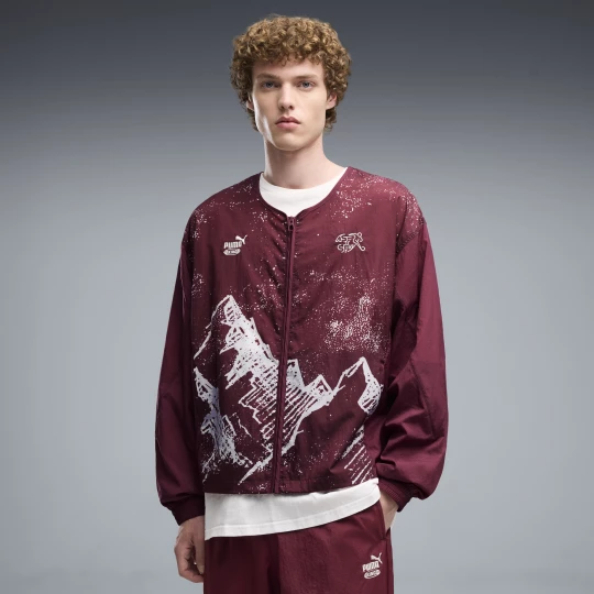 Foto del prodotto Giacca sportiva PUMA x SVIZZERA x SALEHE BEMBURY KING da uomo, Abbigliamento, Rosso czerwony