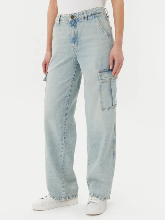 Foto del prodotto Guess Jeans Jeans W5RA1R D5M51 Celeste Regular Fit Azzurro chiaro