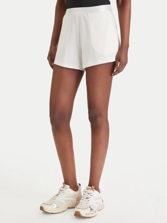 Foto del prodotto Guess Pantaloncini sportivi O6GD02 KCQP2 Bianco Relaxed Fit