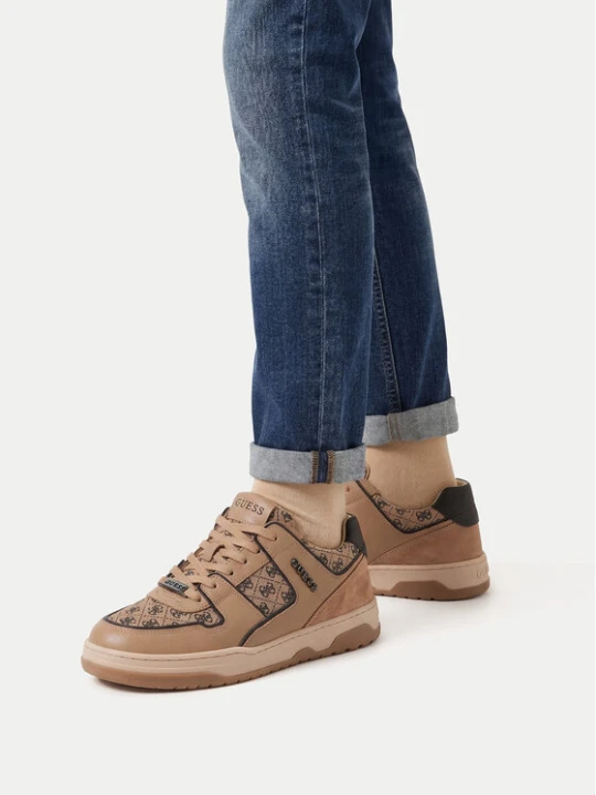 Foto del prodotto Guess Sneakers CEO-BI12-CAROL-01 Marrone