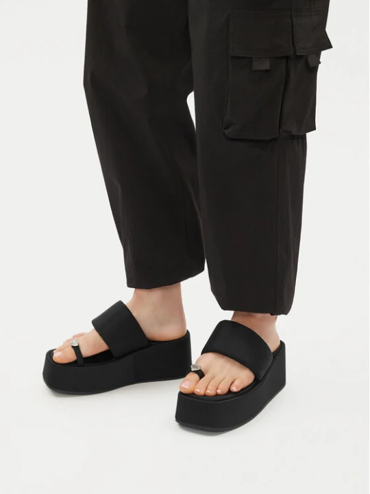 Foto del prodotto Juicy Couture Infradito WSS21512-02 Nero