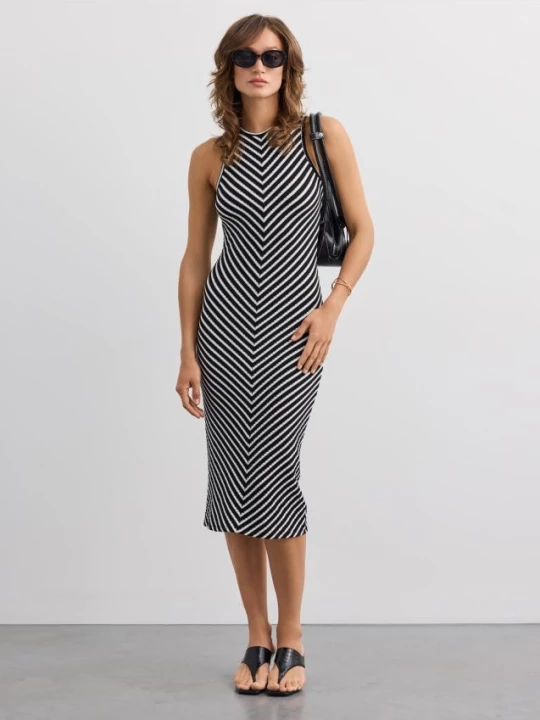 Foto del prodotto Mohito - Abito midi in maglia - nero