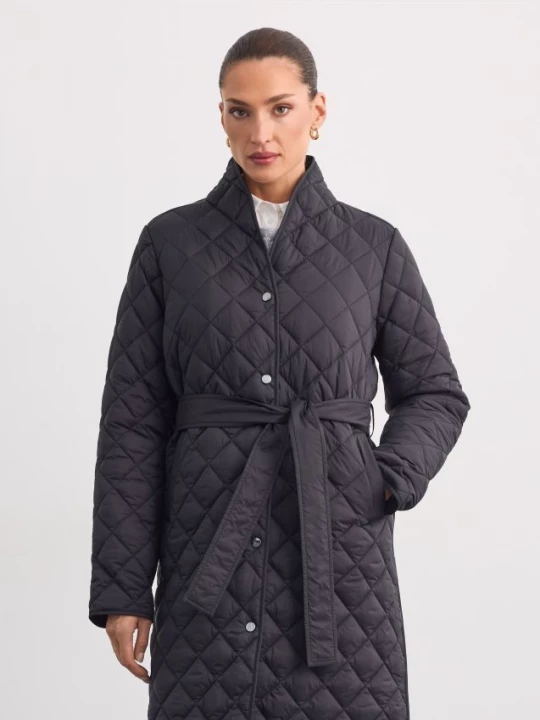 Foto del prodotto Mohito - Cappotto trapuntato con cintura da allacciare in vita - nero