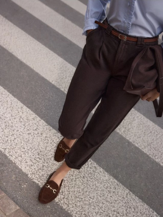 Foto del prodotto Mohito - Jeans con cintura - marrone scuro