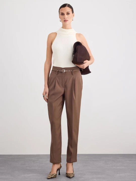 Foto del prodotto Mohito - Pantaloni eleganti con cintura - marrone dorato