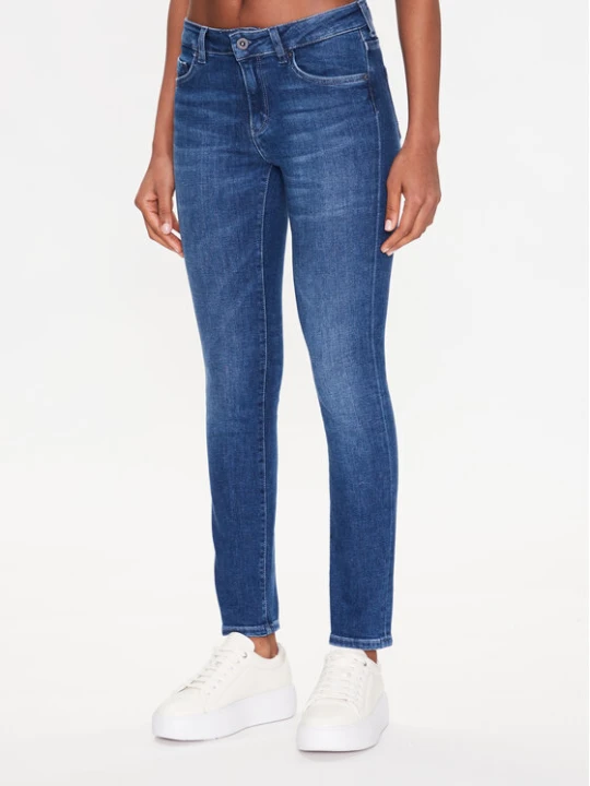 Foto del prodotto Mustang Jeans Shelby 1013584 Blu scuro Slim Fit