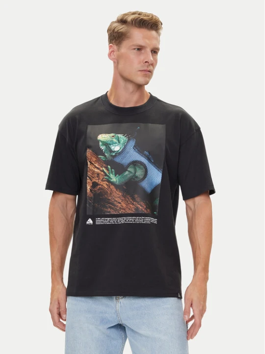 Foto del prodotto Nike T-shirt Acg HJ0889 Nero Regular Fit