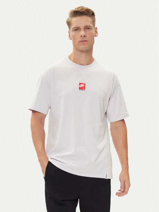 Foto del prodotto Nike T-shirt HJ0768 Grigio Regular Fit