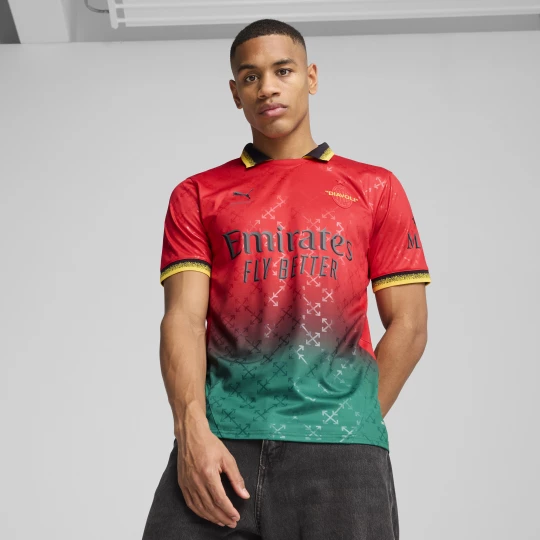 Foto del prodotto PUMA Maglia Replica AC MILAN x OFF-Bianco™ da uomo, Abbigliamento, Rosso czerwony