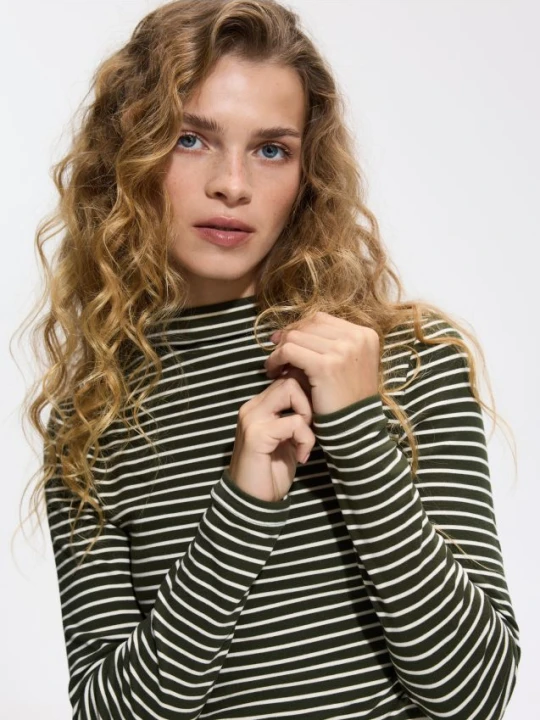 Foto del prodotto Reserved - Blusa con colletto rialzato - multicolore