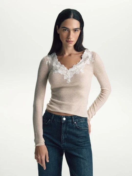 Foto del prodotto Reserved - Blusa in lana con pizzo - nude