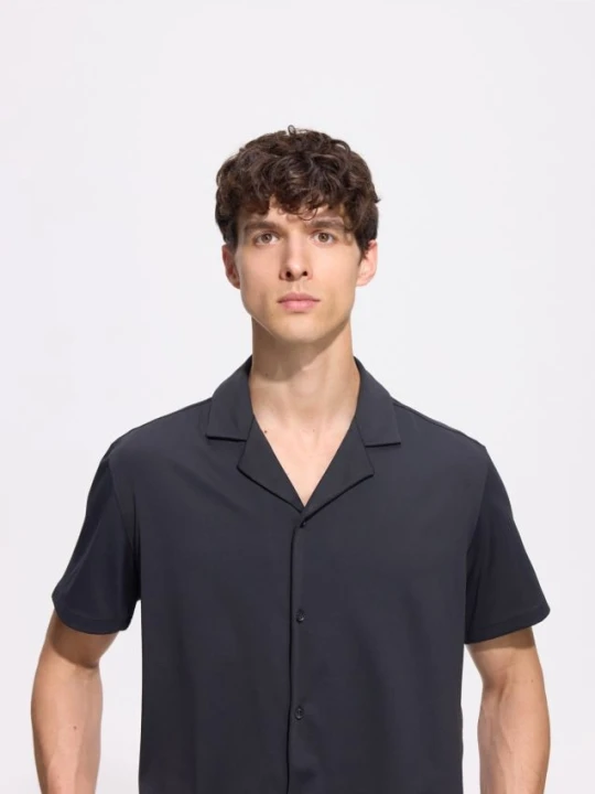 Foto del prodotto Reserved - Camicia regular fit a maniche corte - nero