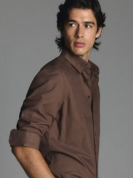 Foto del prodotto Reserved - Camicia slim in cotone mercerizzato - marrone