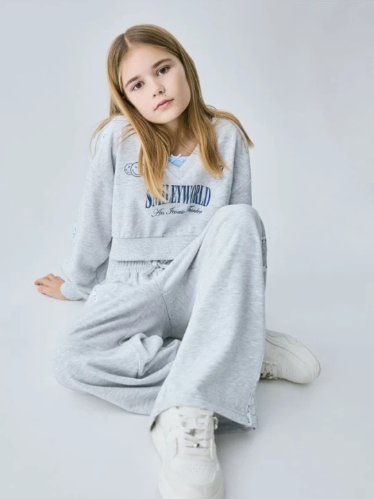 Foto del prodotto Reserved - Felpa SmileyWorld® - grigio chiaro