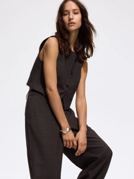 Foto del prodotto Reserved - Gilet con chiusura asimmetrica - marrone scuro