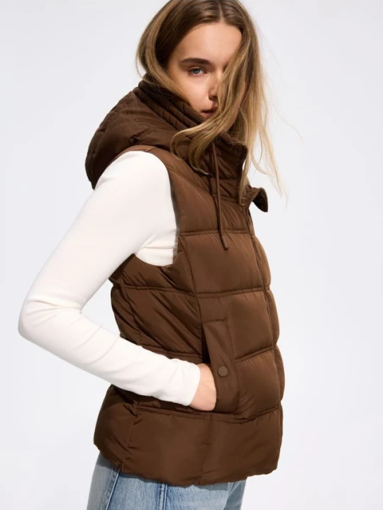 Foto del prodotto Reserved - Gilet trapuntato - marrone scuro