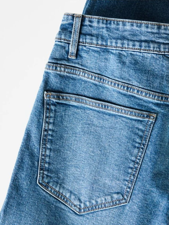Foto del prodotto Reserved - Jeans a taglio diritto straight effetto slavato - blu