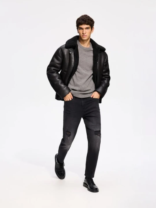 Foto del prodotto Reserved - Jeans slim carrot fit strappati - nero