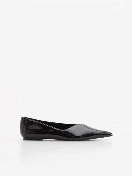 Foto del prodotto Reserved - Lacquered ballerinas - marrone scuro